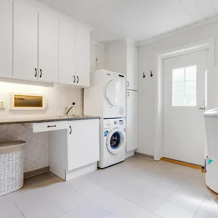 Villa Big With Outbuilding Sarpsborg